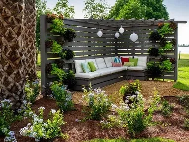 DESIGN CONSIDERATIONS FOR LANDSCAPE GARDEN