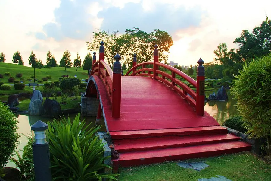 FEATURES OF JAPANESE GARDEN SIX