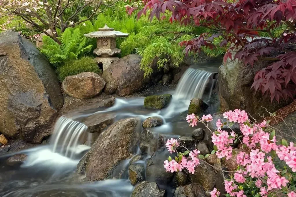 FEATURES OF JAPANESE GARDEN TWO