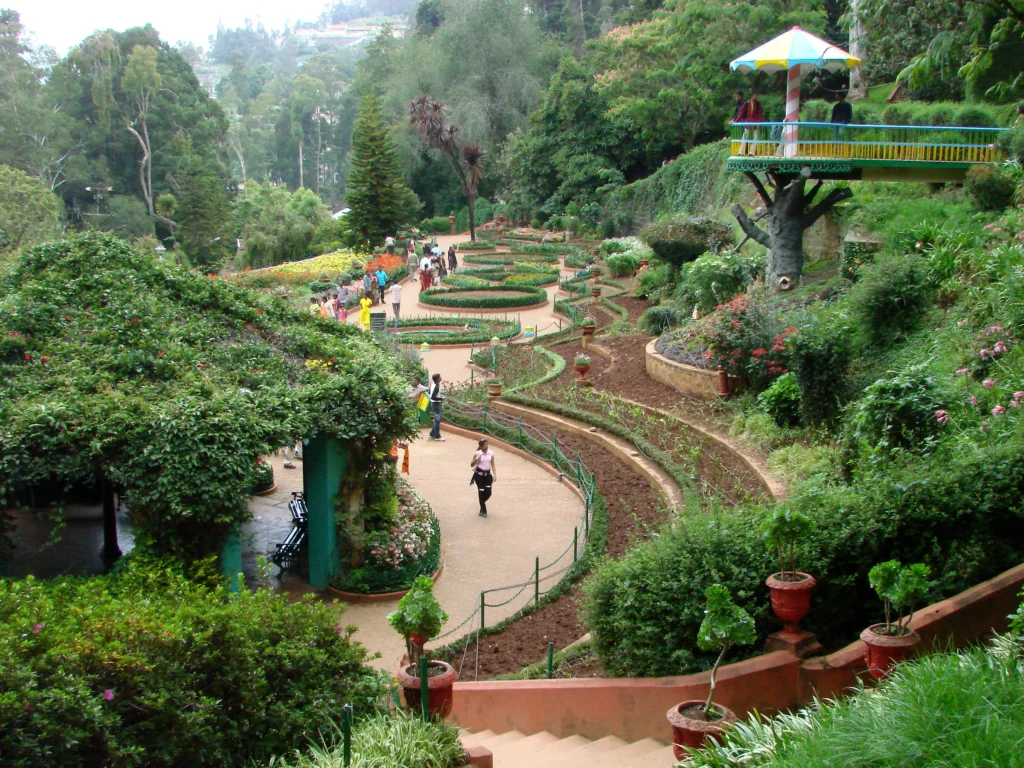 BRITISH PERIOD GARDENS TWO