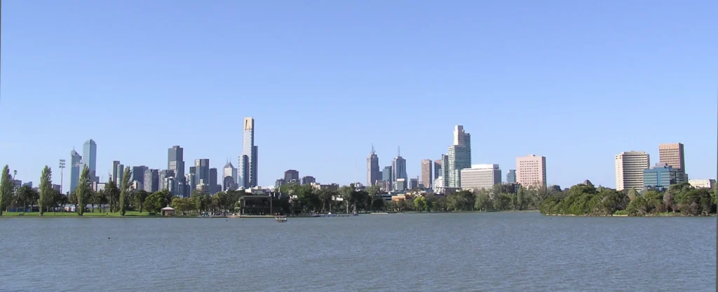CITY SKYLINE