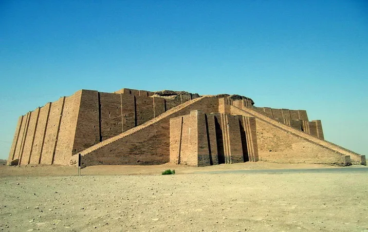 DEVELOPMENT OF NEAR EAST ARCHITECTURE