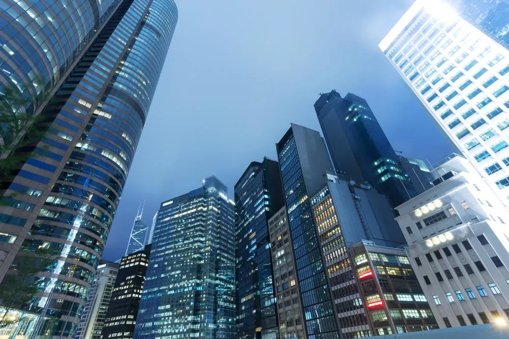 COMMERCIAL BUILDING DESIGN IN ARCHITECTURE