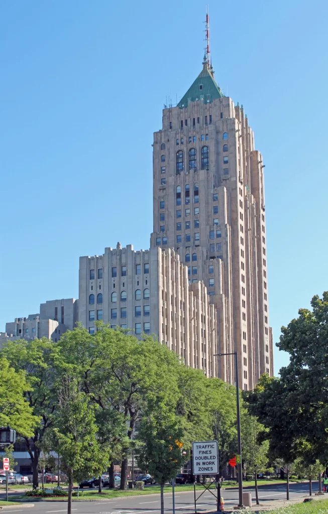 FISHER BUILDING IN DETROIT, MICHIGAN