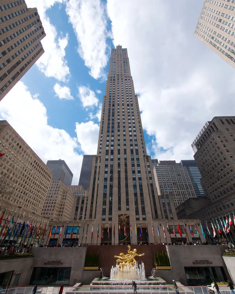 ROCKEFELLER CENTER IN NEW YORK CITY