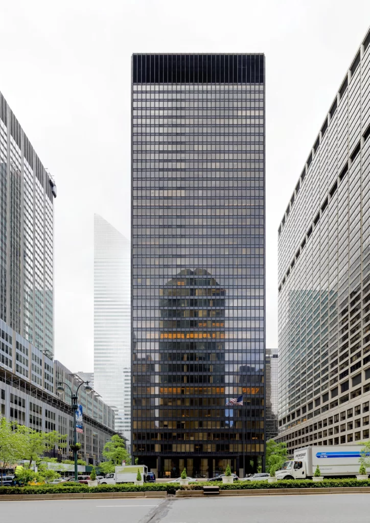 SEAGRAM BUILDING IN NEW YORK CITY