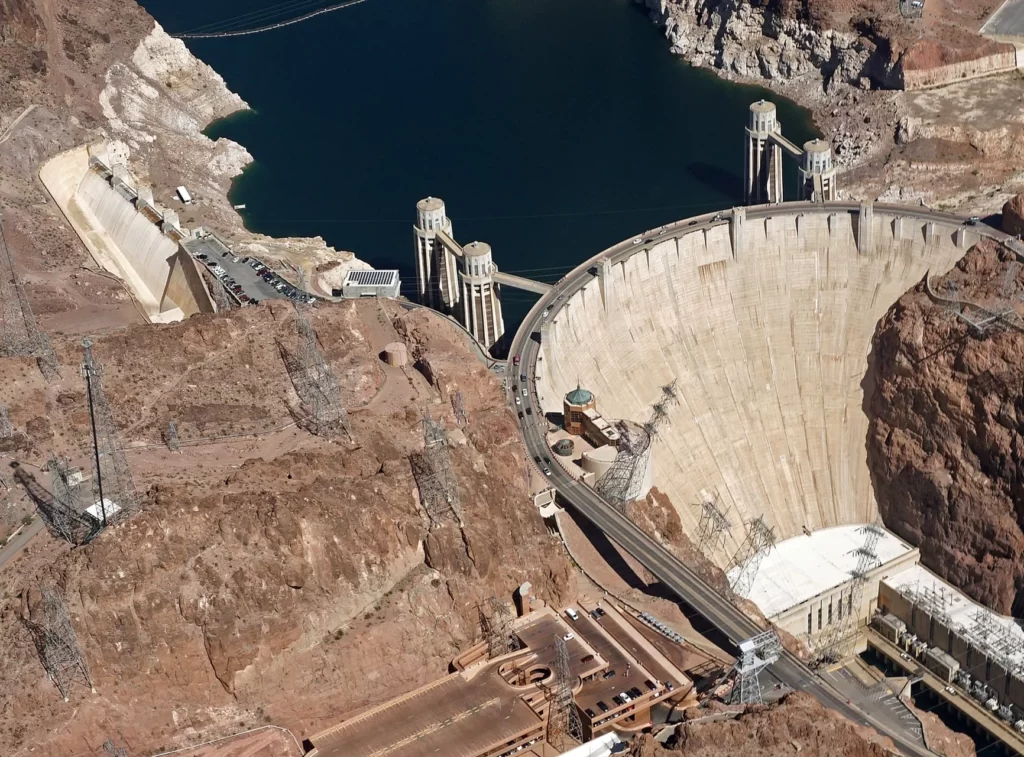 THE HOOVER DAM