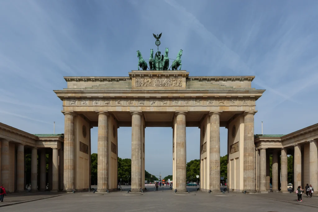 BRANDENBURG GATE