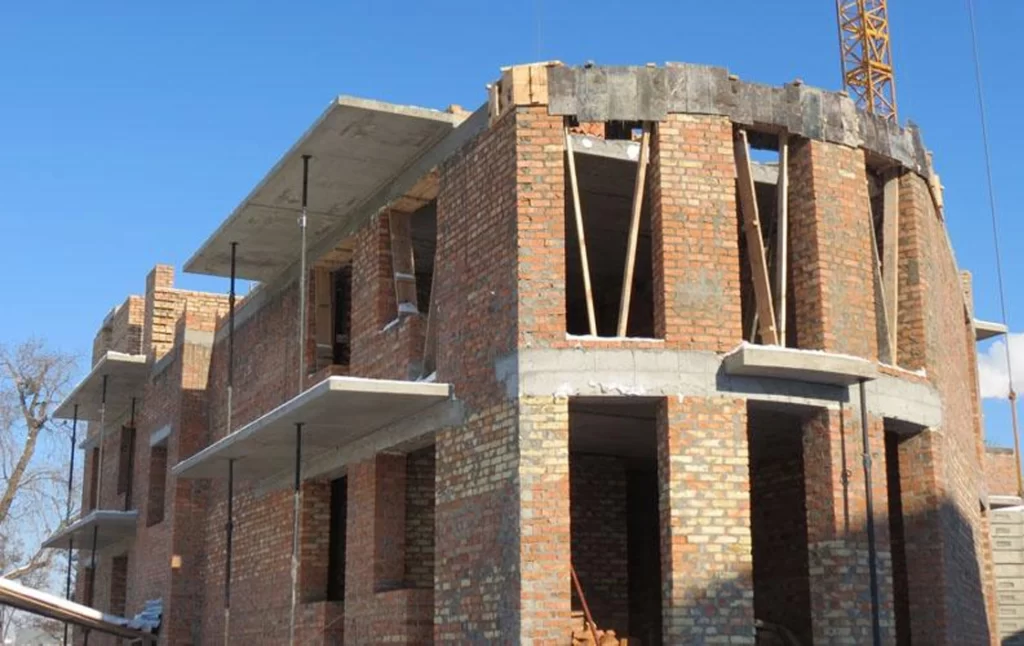 LOAD BEARING STRUCTURE